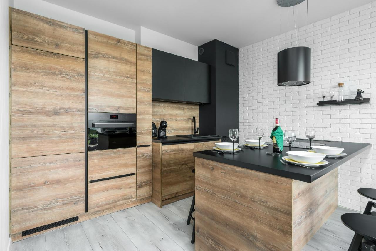 Exclusive Apartment With Terrace By Renters Poznan Ngoại thất bức ảnh